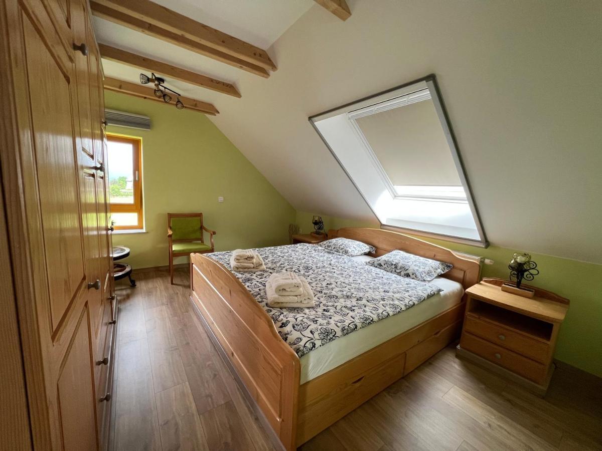 Apartma Ana In Manca Begunje Exterior foto